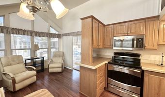 1044 S QUARTZ Dr, Apache Junction, AZ 85119