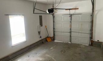 18 ARDSLEY Cir, Dover, DE 19904
