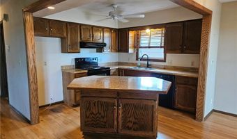 2161 Highland Ave, Albert Lea, MN 56007