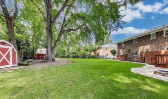 2403 SHERWOOD HALL Ln, Alexandria, VA 22306