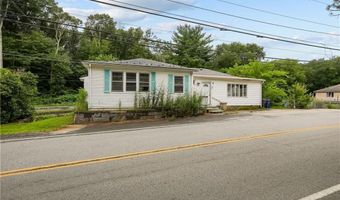 403 Commonwealth Ave, Warwick, RI 02886