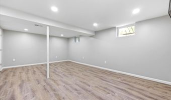 9 THREE WILLOWS Ct, Baltimore, MD 21228