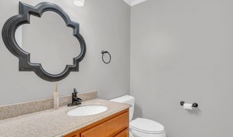 3046 Hawthorne St, Athens, TN 37303