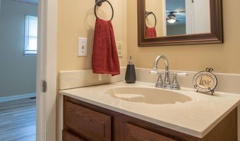 18373 Woodland Hills Rd, Abingdon, VA 24210
