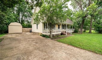 505 7th St, Barling, AR 72923