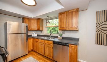 8385 Bridle Rd, Anderson Twp., OH 45244