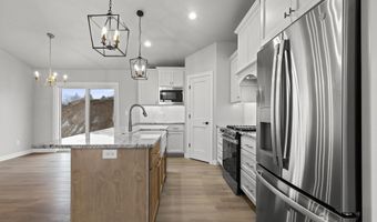 525 KIRKLAND Ave, Algoma, WI 54201