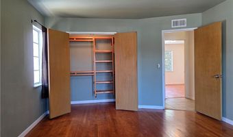 900 S Calico Cir, Anaheim, CA 92804