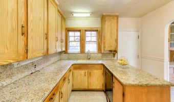 24 Hadwen Rd, Worcester, MA 01602