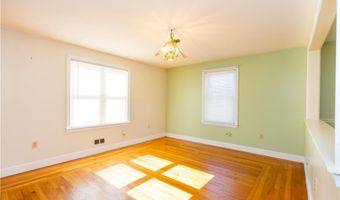 46 Bliss St, East Providence, RI 02914