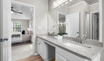 5077 Newpark Dr NW, Acworth, GA 30101