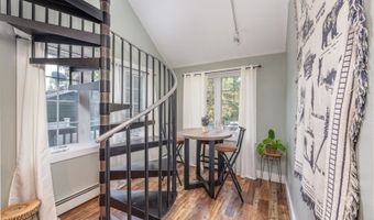 222 Alturas Rd, Alloway, NJ 07422