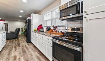 811 NW 7th St, Andrews, TX 79714