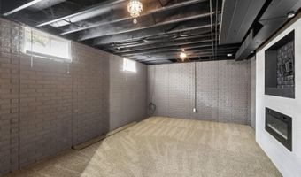 206 NW Ridgeline Dr, Ankeny, IA 50023