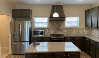 9223 Ra Young Jr Dr, Barling, AR 72923
