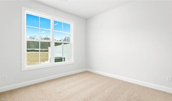 138 Briarwood Ln, Advance, NC 27006