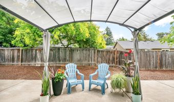 88055 LLAMA Ln, Veneta, OR 97487