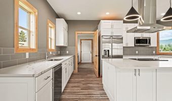 24 Bellflower, Blanchard, ID 83804