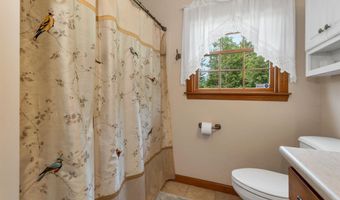 74 N Ridge Rd, Bradford, NH 03221