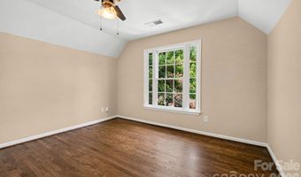 1924 DeArmon Dr, Charlotte, NC 28205
