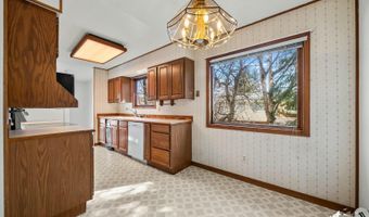 1521 Cache Dr, Anchorage, AK 99507
