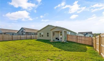 1592 Grayhawk Dr, Basehor, KS 66007
