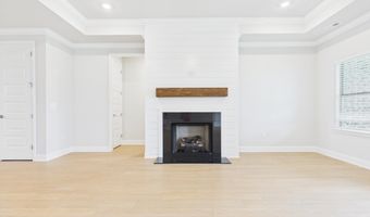 22619 Donahue Dr, Athens, AL 35613