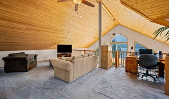 17617 E North Shore Ln, Bayview, ID 83803