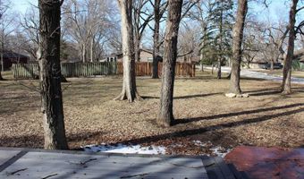 205 Woodlyn Way, Algona, IA 50511