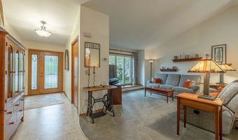7549 W Village Crest Dr, Madison, WI 53719