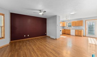1812 S Mulberry Ave C, Brandon, SD 57005
