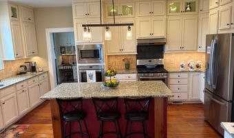 775 Cobbs Rd, Arvonia, VA 23004