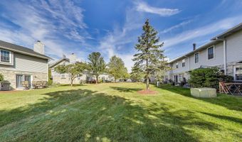 802 N Tamarac Blvd, Addison, IL 60101