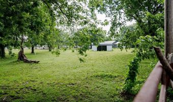 401 S Gartner Ave, Altamont, KS 67330