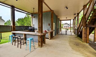 43 Fiber St, Bay St. Louis, MS 39520