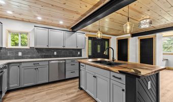79 Lynn Ln, Allegheny Twp., PA 15656