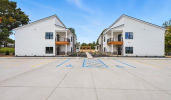 1030 S Wayne St, Angola, IN 46703