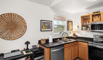 10 Halili Ln 1C, Kihei, HI 96753