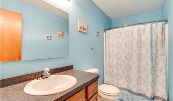 1012 Coopers Run, Amherst, OH 44001