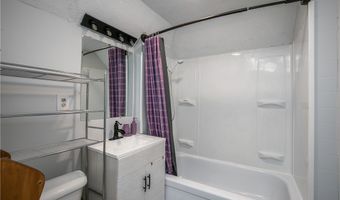 1424 S Liberty Ave, Alliance, OH 44601