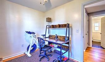 72 Vermont St, Cranston, RI 02920