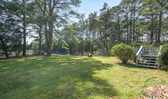 24385 DIX FARM Dr, Accomac, VA 23301