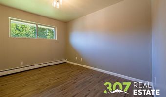 1207 Birch Ln, Cody, WY 82414