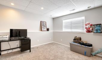 5240 E Ashton Ct, Bel Aire, KS 67220