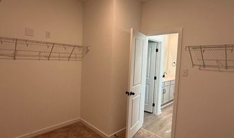 10911 Bop Ln, Adkins, TX 78101