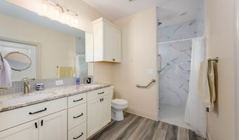 6733 E Central Park Ave, Bel Aire, KS 67226