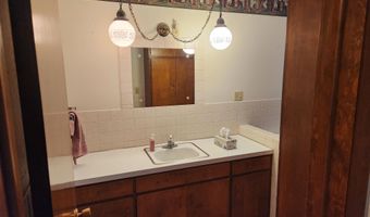 401 S 4th St, Battle Creek, NE 68715