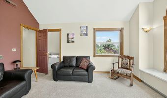 185 Almond St, Ashland, OR 97520