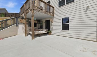 198 Station Overlook Dr, Auburn, GA 30011