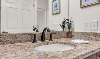 25 Twilight Dr, Barnegat, NJ 08005